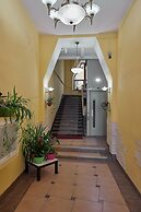 SivakApart on Nevskiy 72