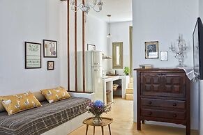 Arvanitis Cave Village