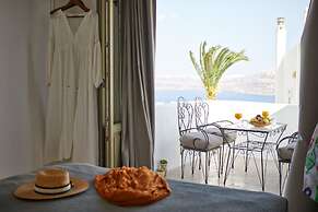 Arvanitis Cave Village