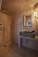 Arvanitis Cave Village