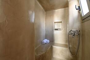 Arvanitis Cave Village