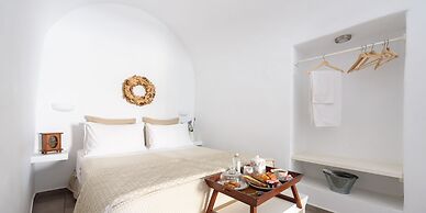 Arvanitis Cave Village