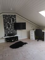 Rose Cottage 70m2 Tórshavn with Parking