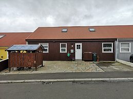 Rose Cottage 15m2 Tórshavn with Parking