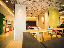 Ibis Lanzhou Xigu Yumen Street Hotel