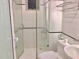 Modern Apartment in Scenic Valley Phu My Hung D7