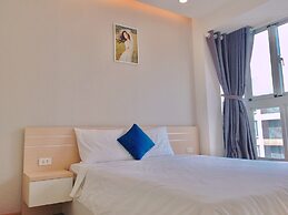 Modern Apartment in Scenic Valley Phu My Hung D7