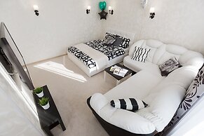Azbuka Apartment on Verhnetorgovaya sq 4