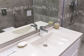 Deluxe Azbuka apartment in Gostiny Dvor