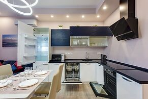 Deluxe Azbuka apartment in Gostiny Dvor