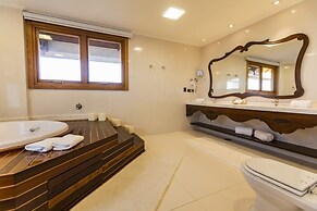 Bendito Cacao Resort & Spa