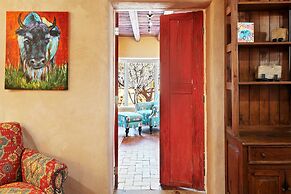 Casa Carmen Zia - Comfortable East Side Elegance - NEW Listing