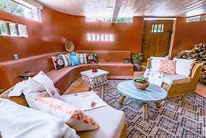Casa Carmen Zia - Comfortable East Side Elegance - NEW Listing