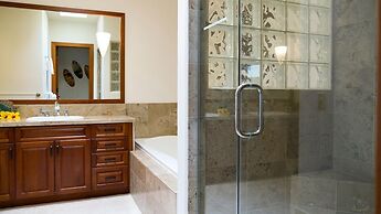 Villages At Mauna Lani 621