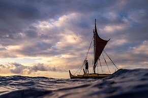 OUTRIGGER Kona Resort and Spa