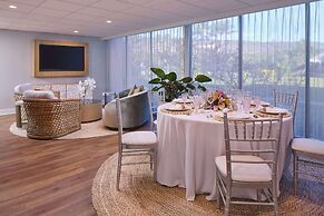 OUTRIGGER Kona Resort and Spa