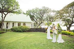 OUTRIGGER Kona Resort and Spa