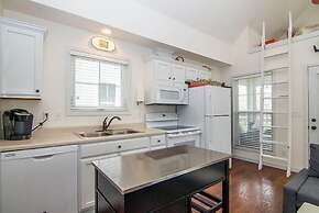 Captain`s Quarters - 179 Leeward Way, Cottage #6