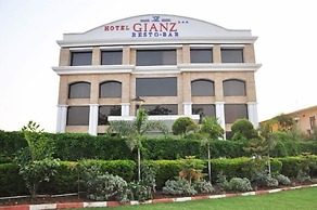 GIANZ HOTEL