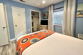 Bayview 82 2 Bedroom Condo by RedAwning