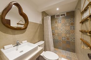 Hotel Caracol Puerto Morelos