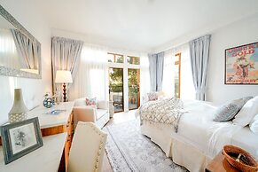 Zane Grey Pueblo Hotel