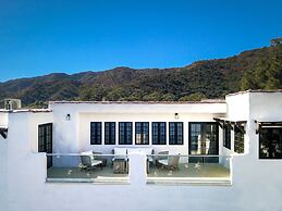 Zane Grey Pueblo Hotel