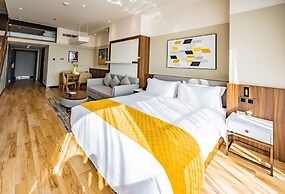 Shining Star Health Apartment Hotel