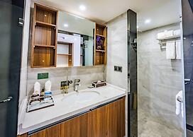 Shining Star Health Apartment Hotel