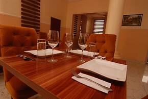 Fisher Suites and Apartments