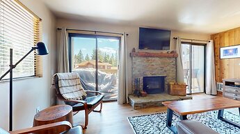 Hidden Valley 107 Quite and Cozy, Shot walk to the Village by RedAwnin