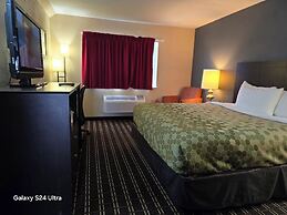 Econo Lodge Inn & Suites