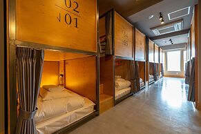 Wise Owl Hostels Kyoto