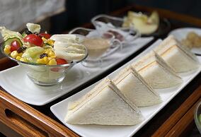 Champ de Roses Hotel