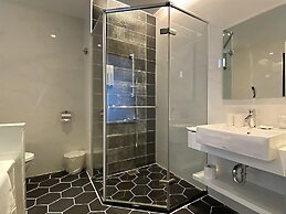 Champ de Roses Hotel