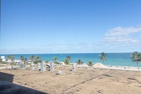 542 Ocean View Hollywood Beach