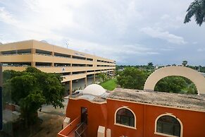 429 City View Hollywood Beach Resort