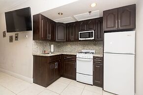 457 City View Hollywood Beach Resort