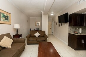 457 City View Hollywood Beach Resort