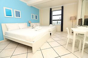 682 Hollywood Beach City View