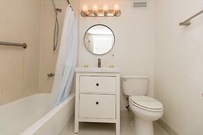 568 Studio Ocean View