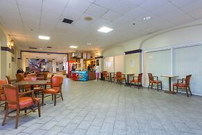 746 Ocean View Hollywood Beach Resort