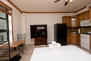 405 Ocean View Hollywood Beach