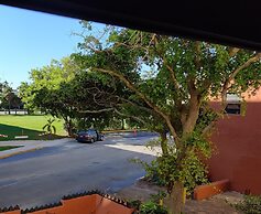 217 Hollywood Beach Resort