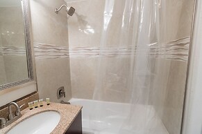 217 Hollywood Beach Resort