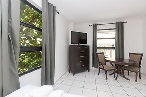 217 Hollywood Beach Resort