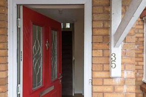 Modern 4 Bedroom Detached House in Cardiff