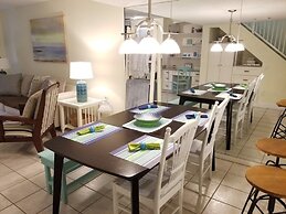 Sea Winds 16 2 Bedroom Condo by Redawning