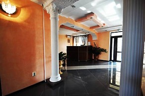Leonidas Hotel