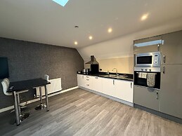 Magna House
